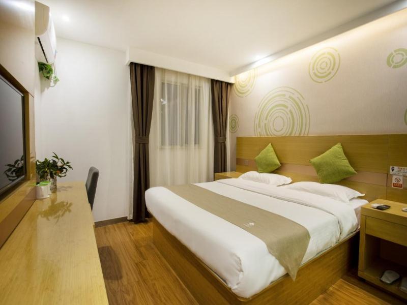 Hotel Greentree Minhang District Lianhang Road Subway Station Express