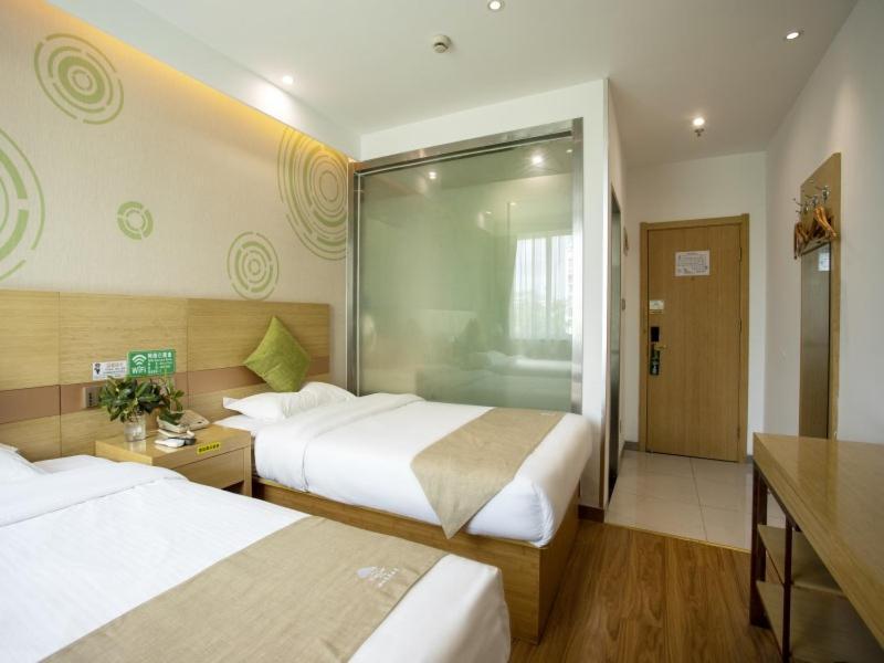 Greentree Minhang District Lianhang Road Subway Station Express Shanghai